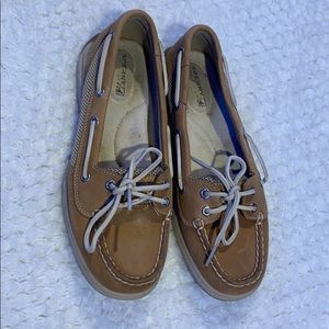 Sperry Topsiders